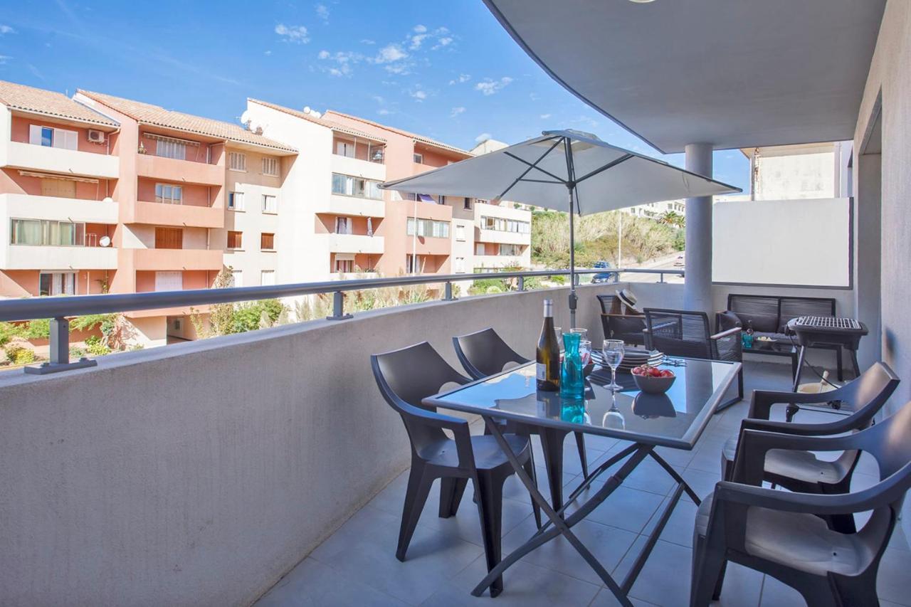 L'Orangeraie Calvi Centre A 300M De La Plage Et Du Port Parking Prive Luaran gambar
